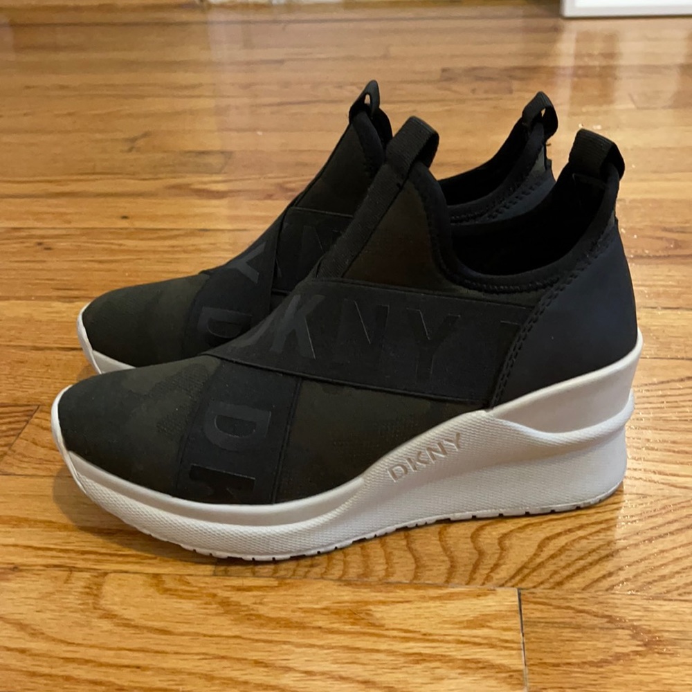 Sneakers DKNY